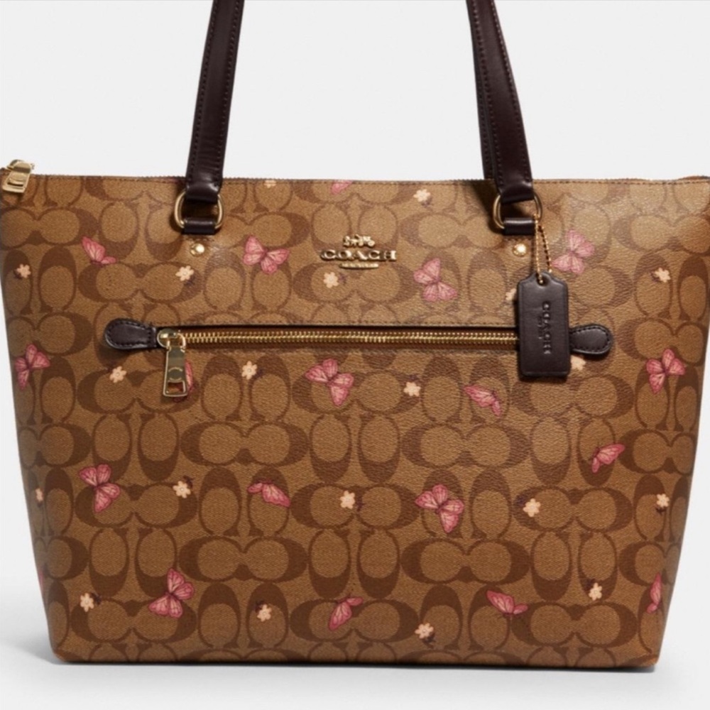 Authentic COACH bag. Brand new w/tags.